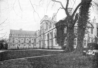 Queen's College