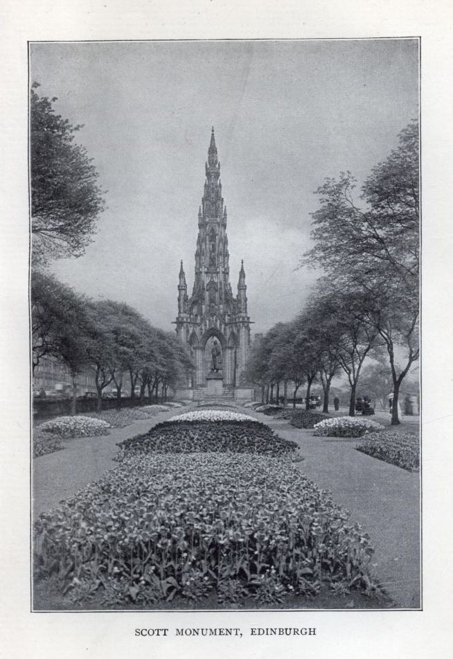 SCOTT MONUMENT, EDINBURGH