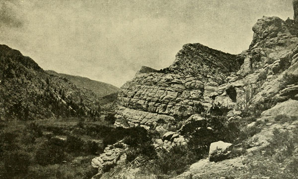 Head of Kingfisher
Canyon, Green River.