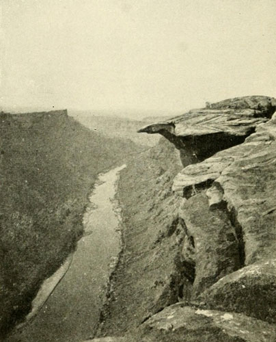 Head of Cataract
Canyon, Looking down from Top of Walls near the Junction of the Grand and
Green.